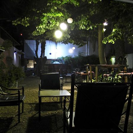 Punto Urbano Hostel Мендоса Экстерьер фото