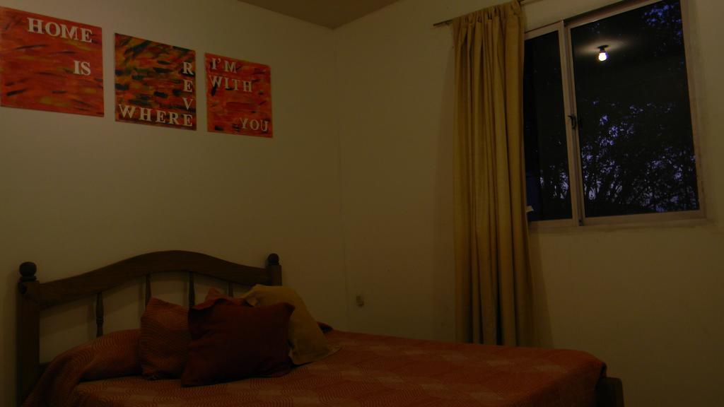 Punto Urbano Hostel Мендоса Номер фото