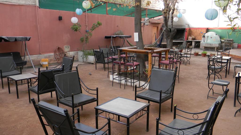 Punto Urbano Hostel Мендоса Экстерьер фото
